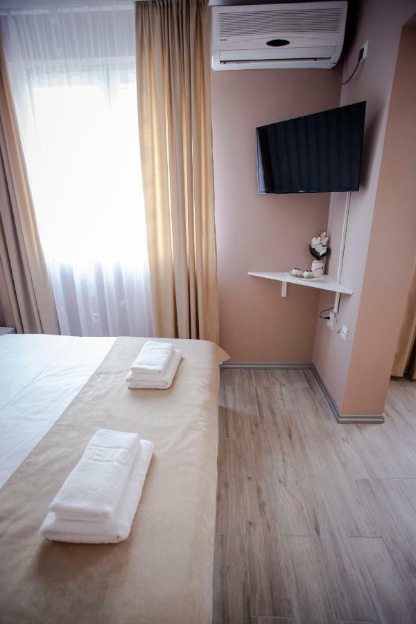 Venus Apartment Nis Bagian luar foto