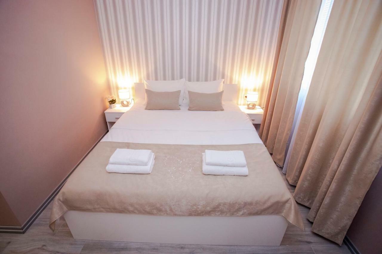 Venus Apartment Nis Bagian luar foto