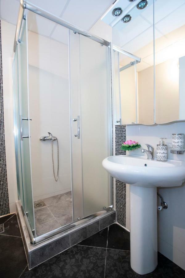 Venus Apartment Nis Bagian luar foto